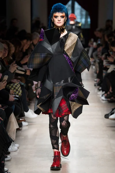 Look 6